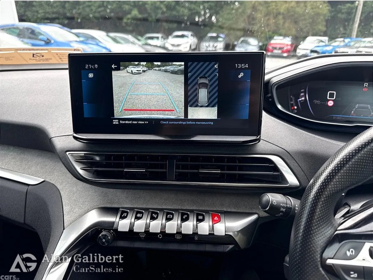Peugeot 3008 MPV, Diesel, 2024, Black