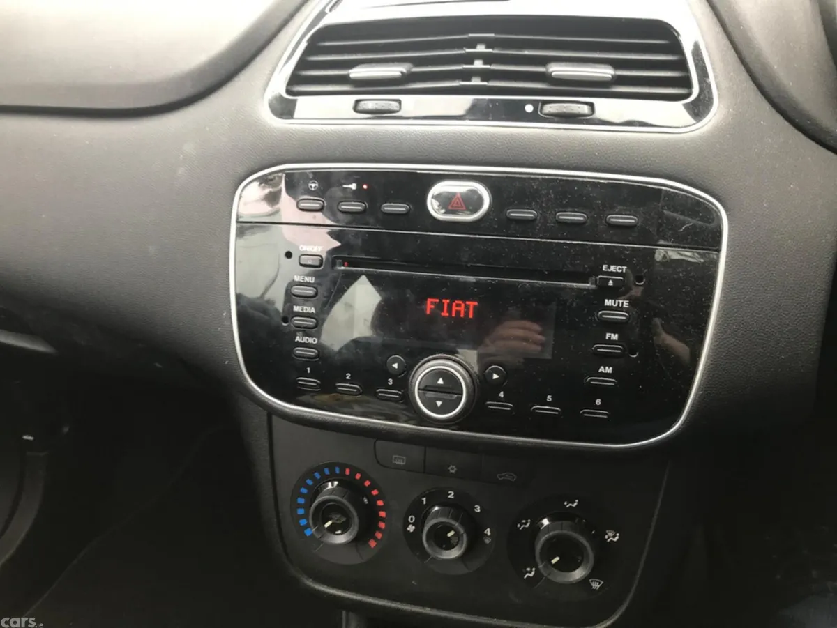 Fiat Punto Hatchback, Petrol, 2014, Red