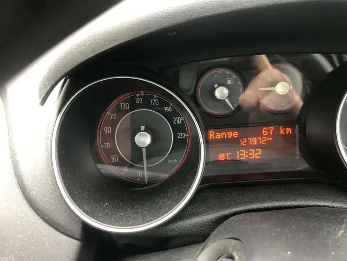 Fiat Punto Hatchback, Petrol, 2014, Red