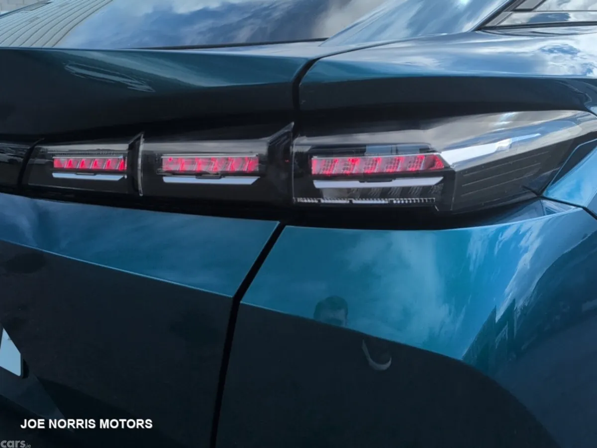 Peugeot 408 Hatchback, Petrol Hybrid, 2026, Blue