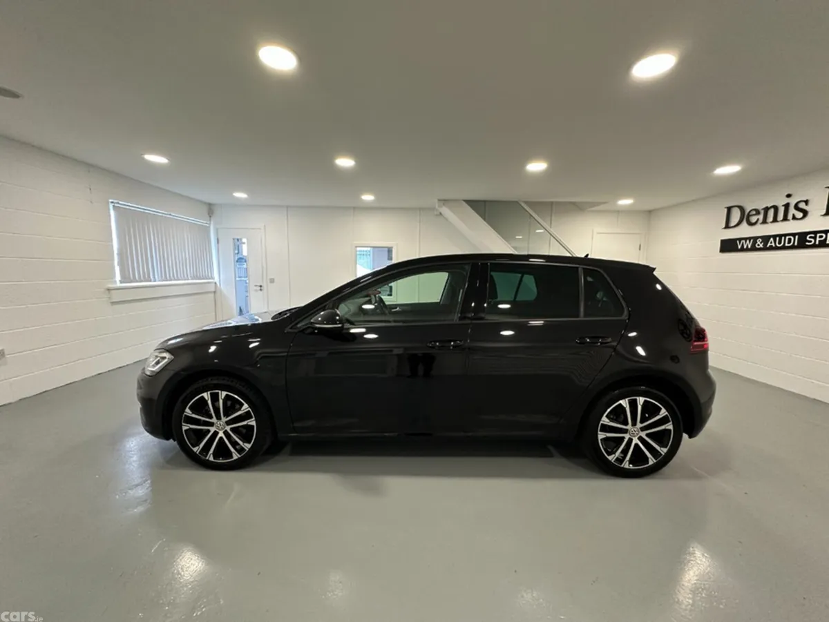 Volkswagen Golf Hatchback, Diesel, 2019, Black