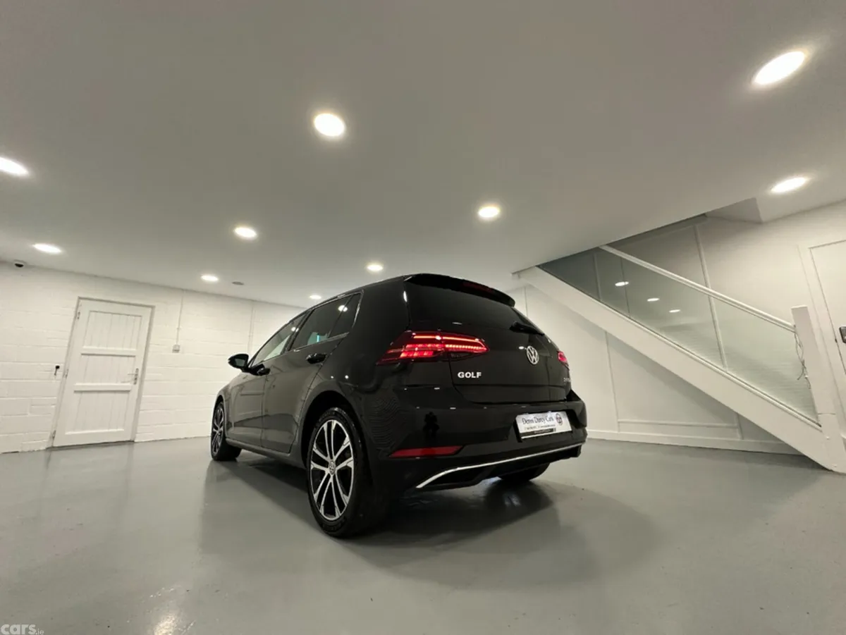 Volkswagen Golf Hatchback, Diesel, 2019, Black