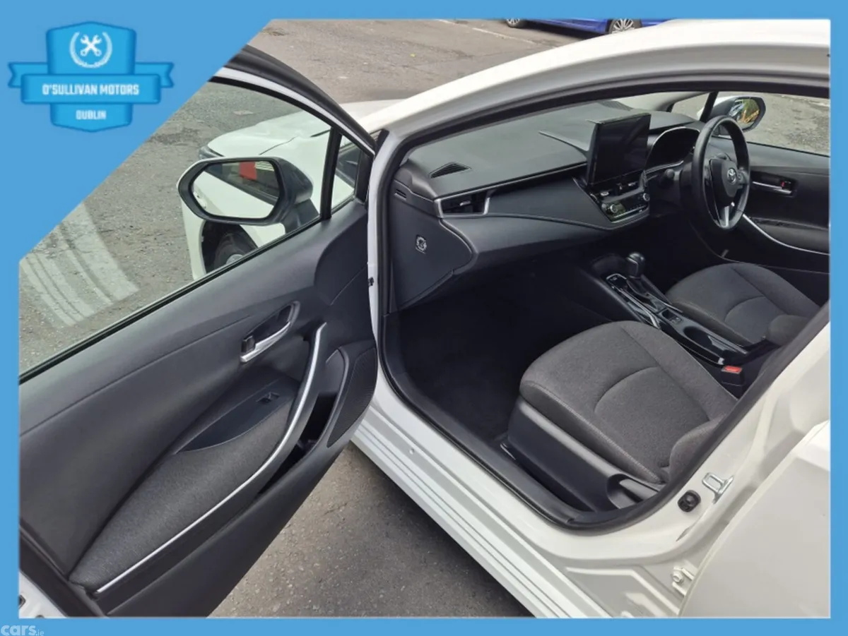 Toyota Corolla Saloon, Petrol Hybrid, 2023, White
