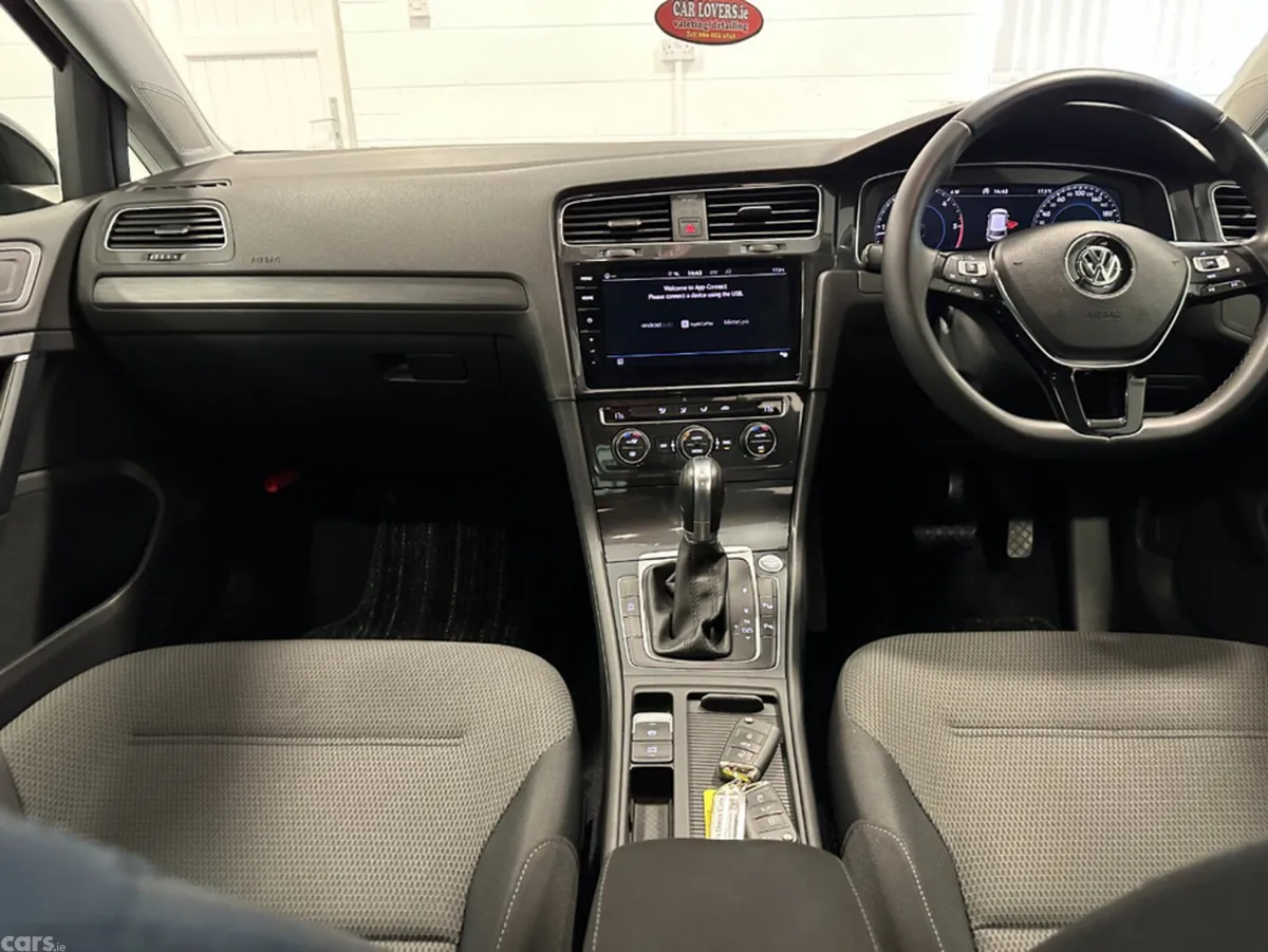Volkswagen Golf Hatchback, Diesel, 2019, Black