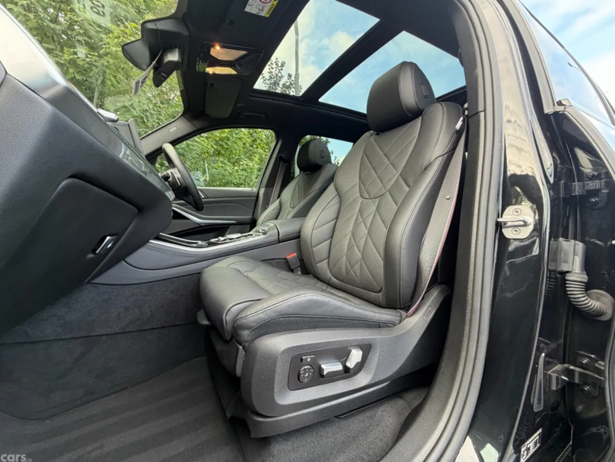 BMW X5 Estate, Petrol Plug-in Hybrid, 2025, Black