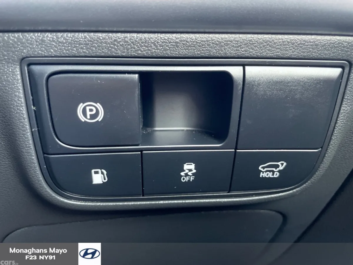 Hyundai Tucson MPV, Petrol Plug-in Hybrid, 2026, White