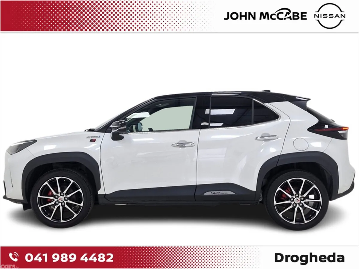 Toyota Yaris Cross Hatchback, Petrol Hybrid, 2023, White