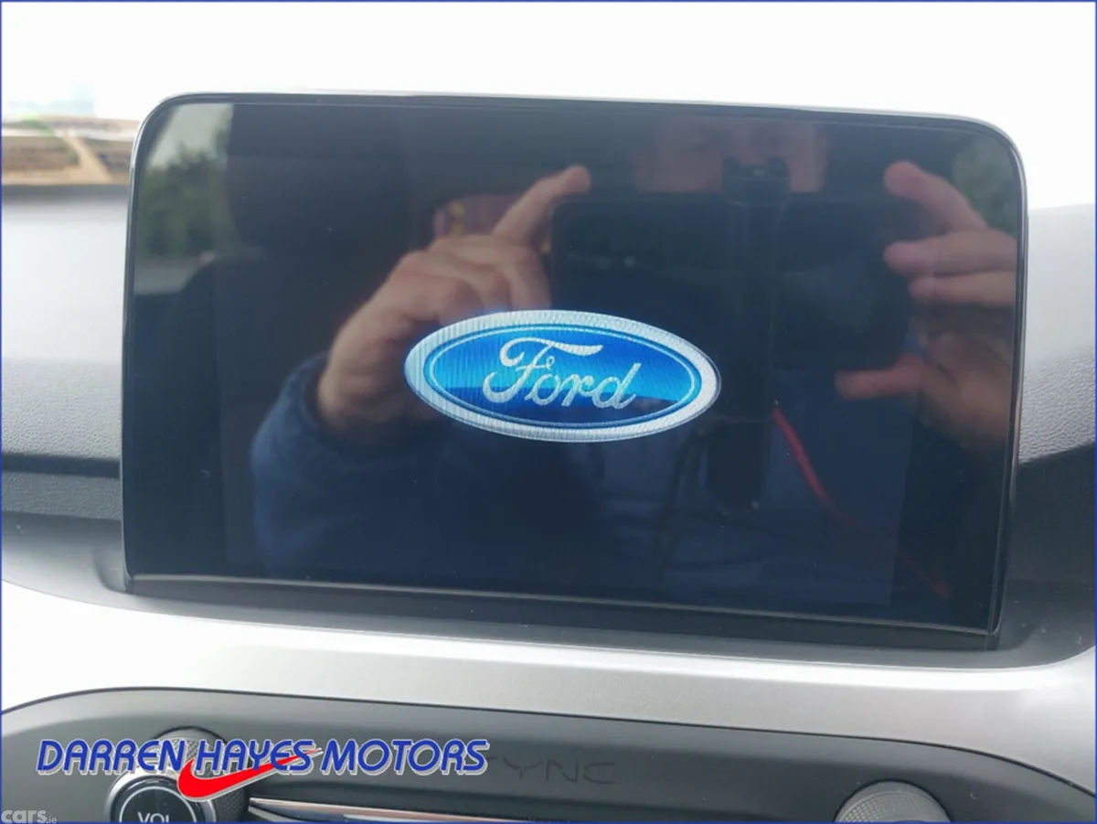 Ford Focus Hatchback, Petrol, 2019, Silver