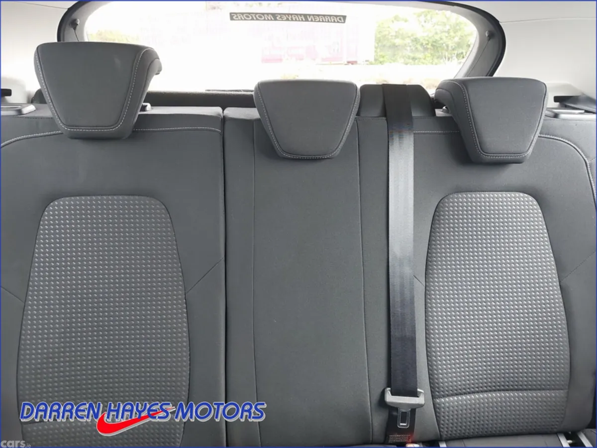 Ford Focus Hatchback, Petrol, 2019, Silver
