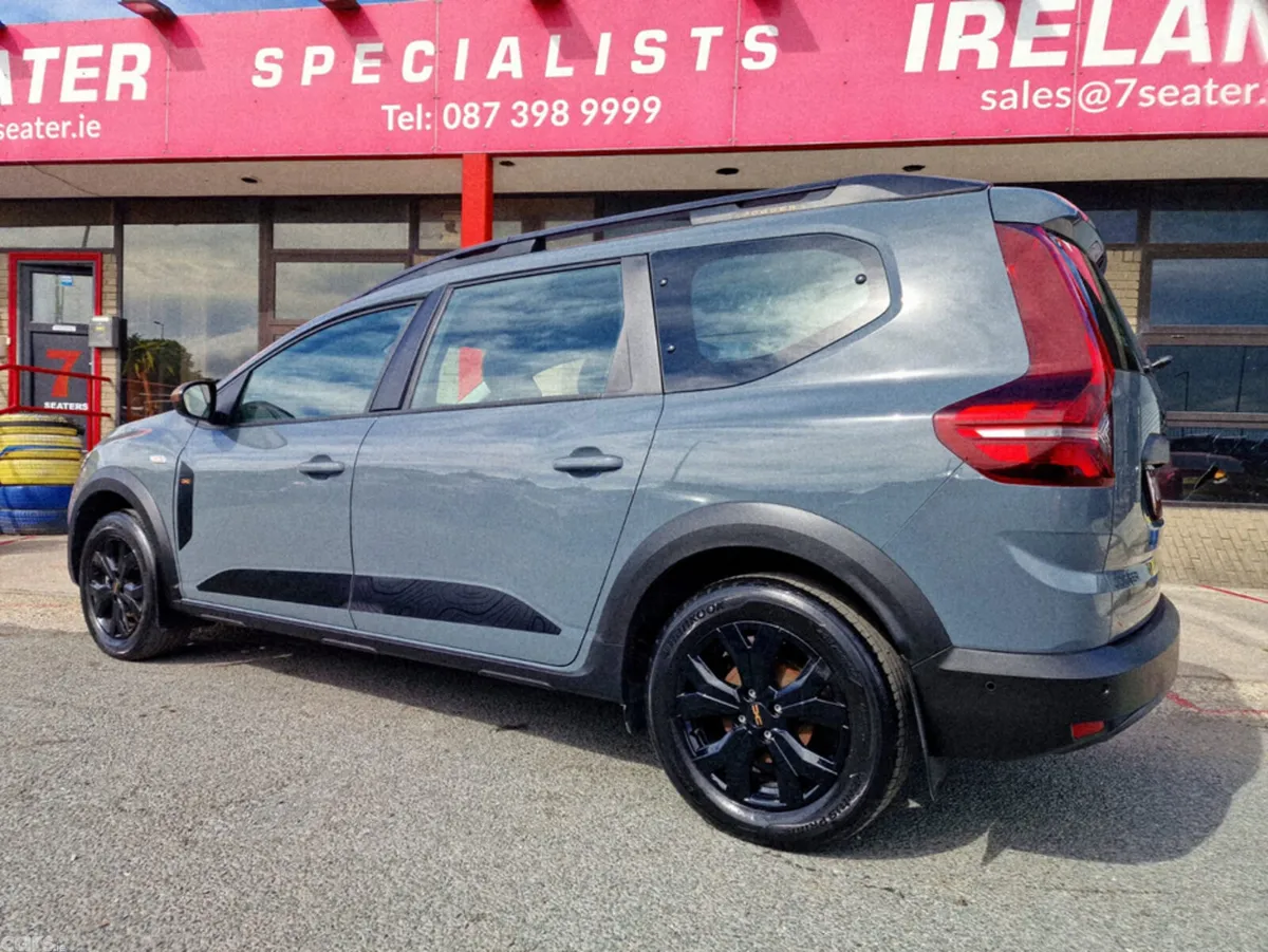 Dacia Jogger MPV, Petrol, 2025, Grey