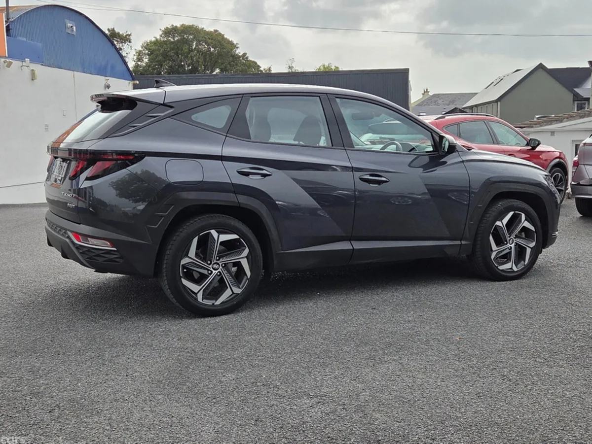 Hyundai Tucson MPV, Petrol Plug-in Hybrid, 2022, Grey