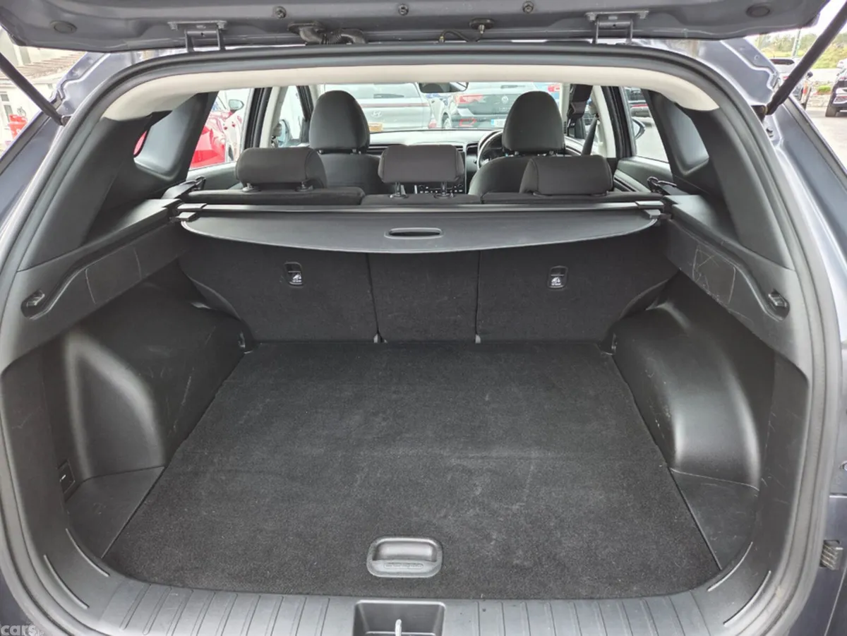Hyundai Tucson MPV, Petrol Plug-in Hybrid, 2022, Grey