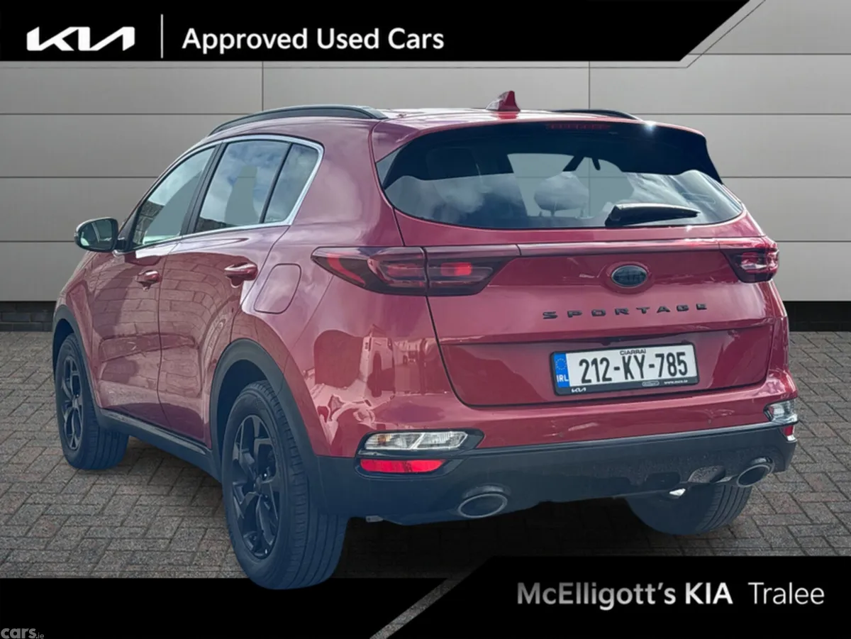 Kia Sportage MPV, Diesel Hybrid, 2021, Red