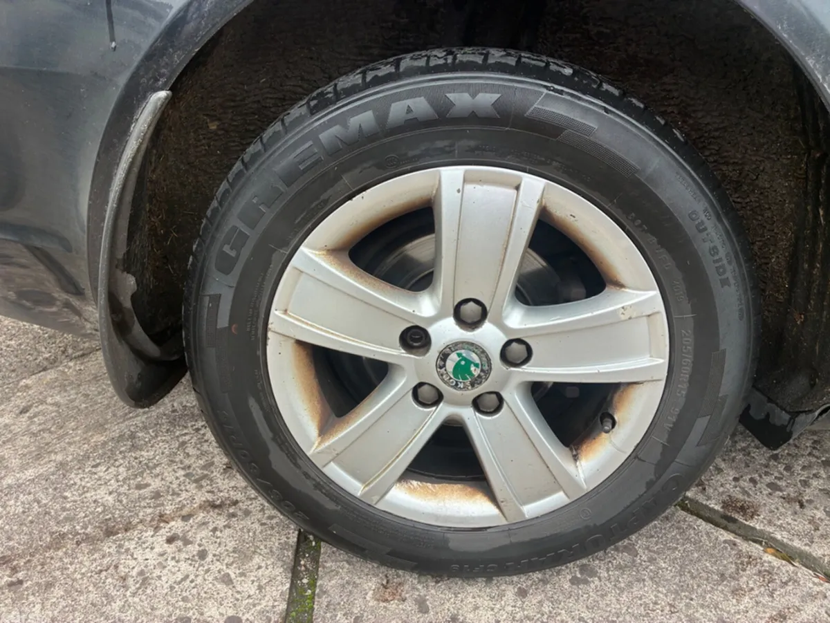 Skoda Octavia Estate, Diesel, 2010, Black
