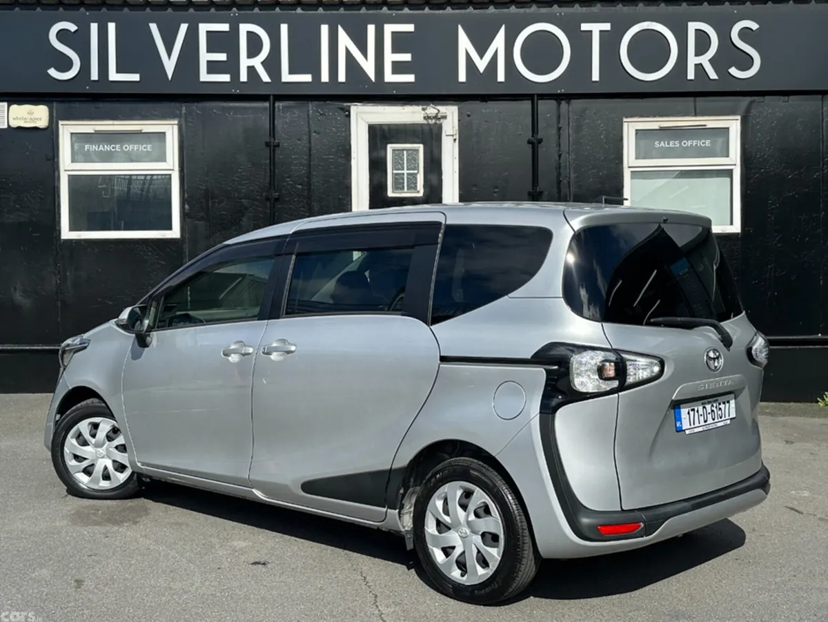 Toyota Sienta MPV, Petrol, 2017, Silver