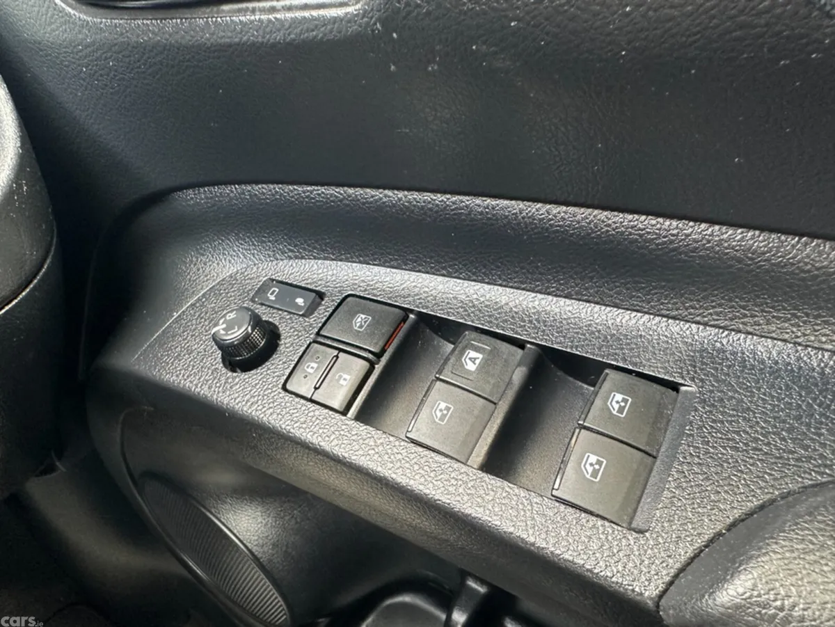 Toyota Sienta MPV, Petrol, 2017, Silver