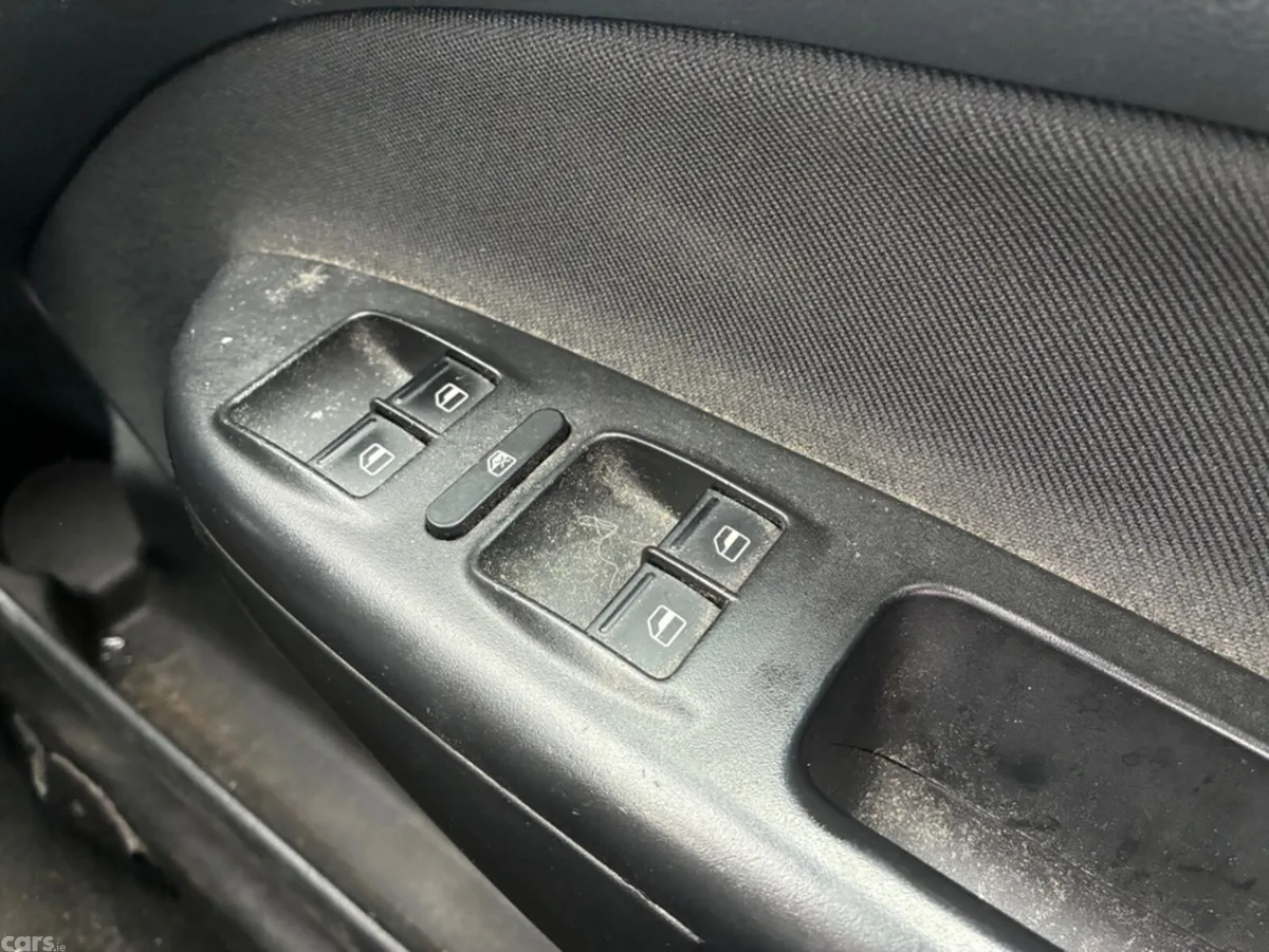 Skoda Octavia Estate, Diesel, 2010, Black