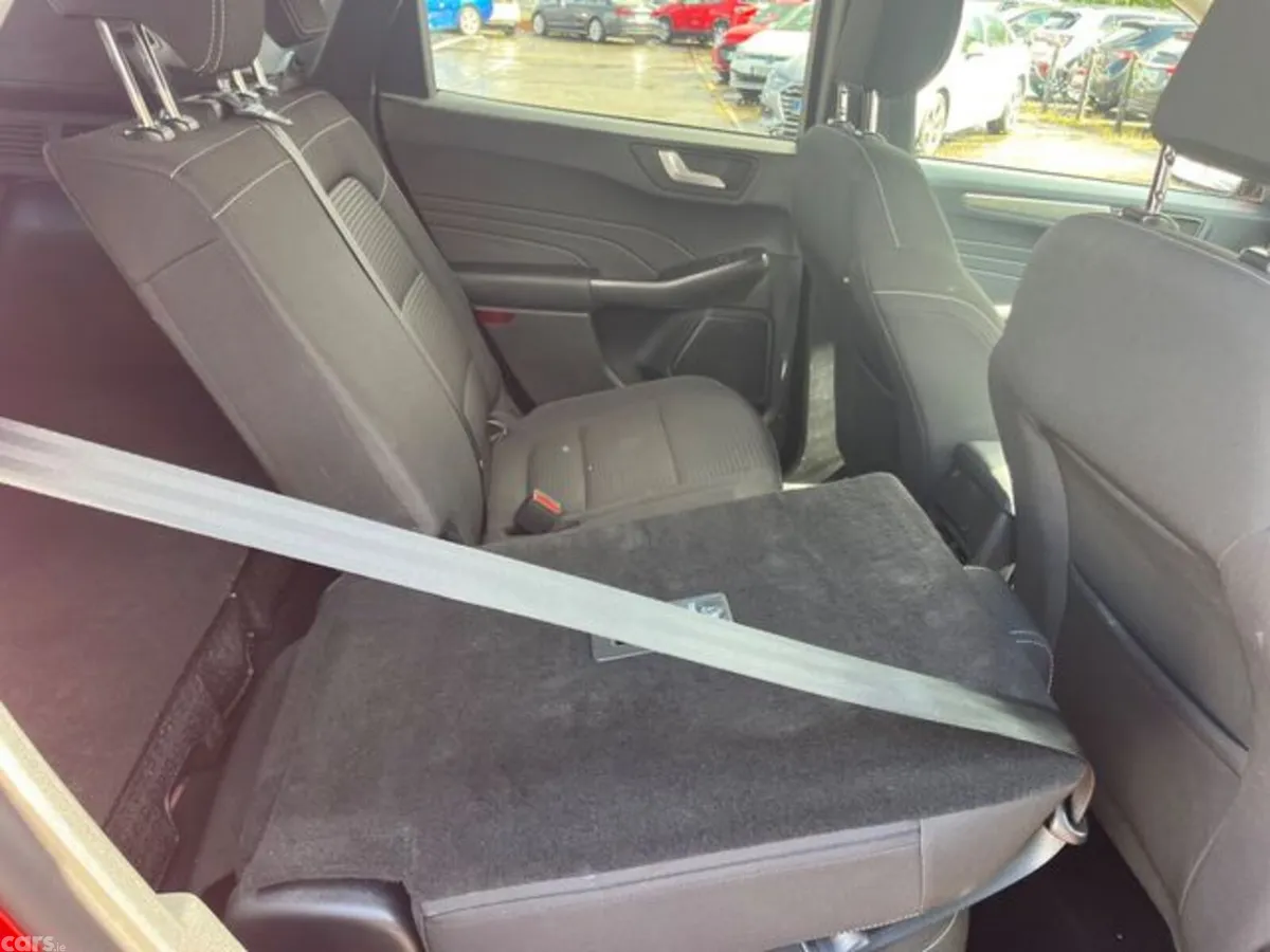 Ford Kuga MPV, Petrol Plug-in Hybrid, 2023, Red