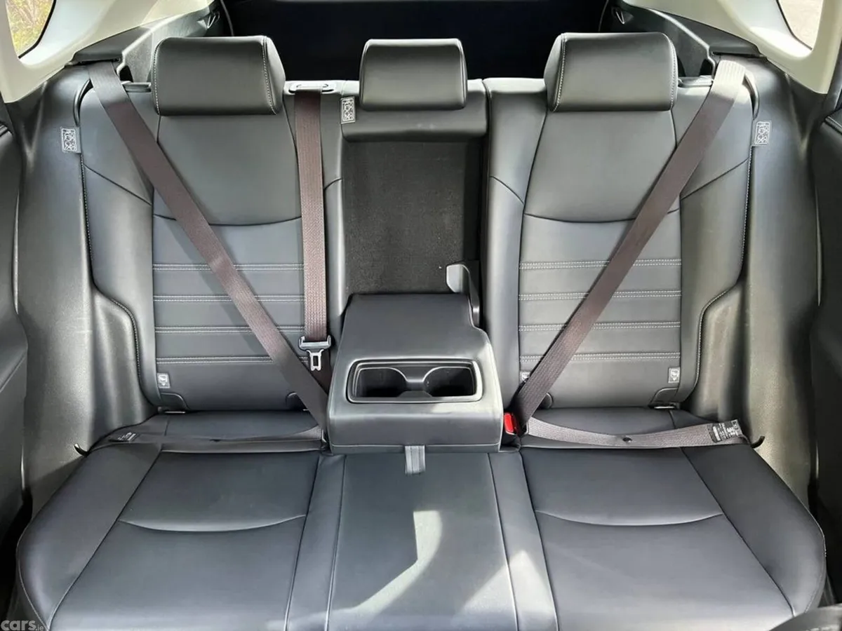 Toyota RAV4 SUV, Petrol Hybrid, 2020, White
