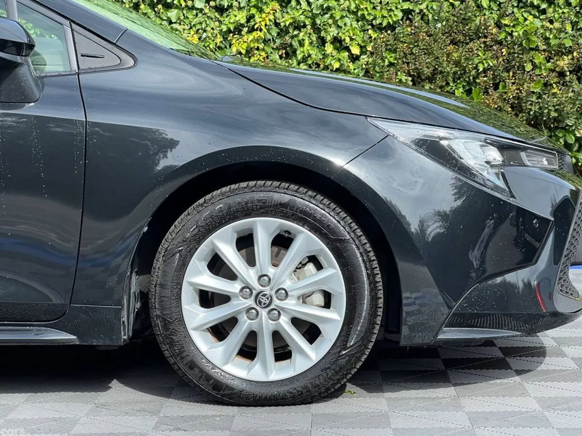 Toyota Corolla Estate, Petrol Hybrid, 2022, Black