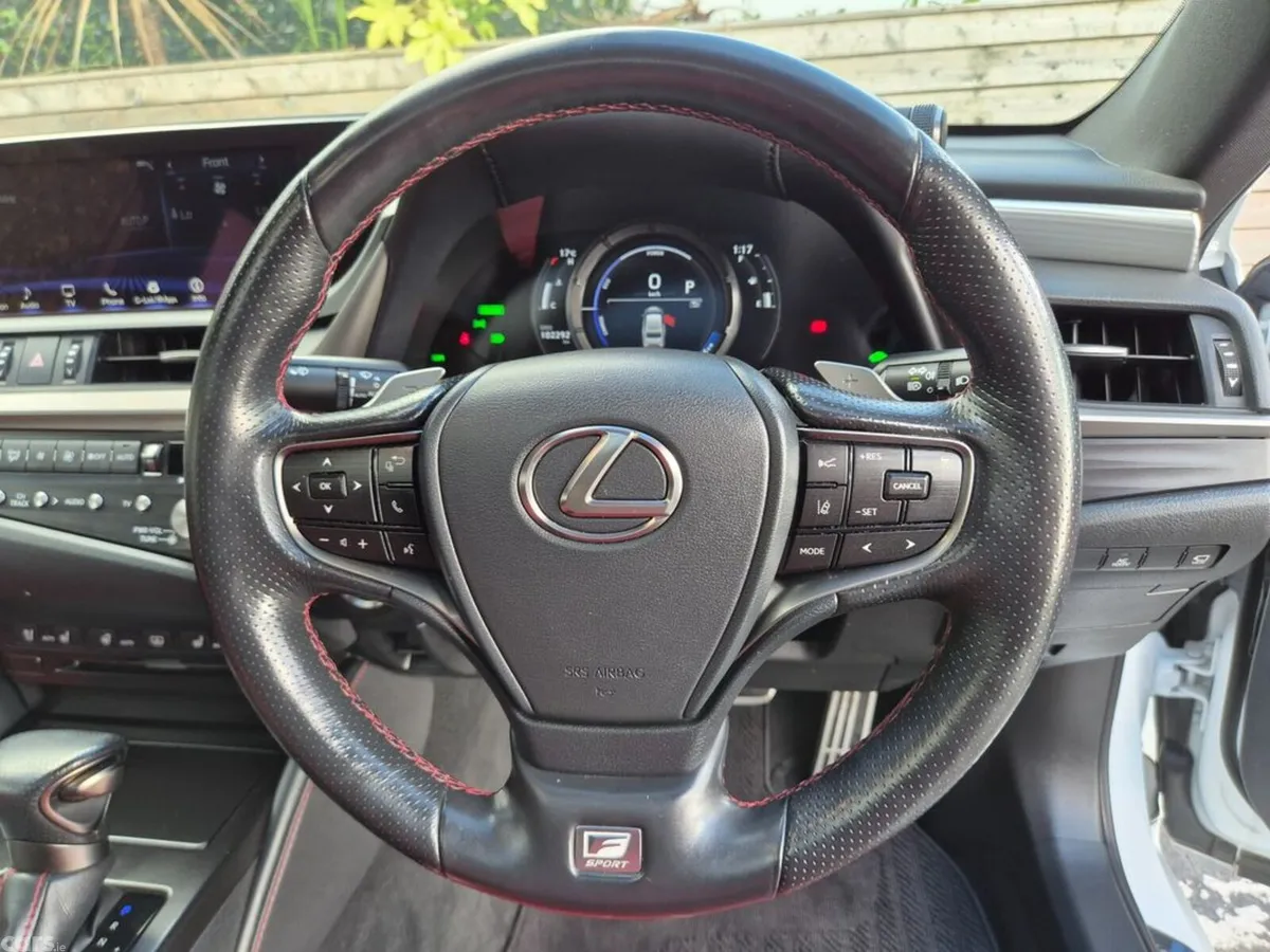 Lexus ES Saloon, Petrol Hybrid, 2021, White
