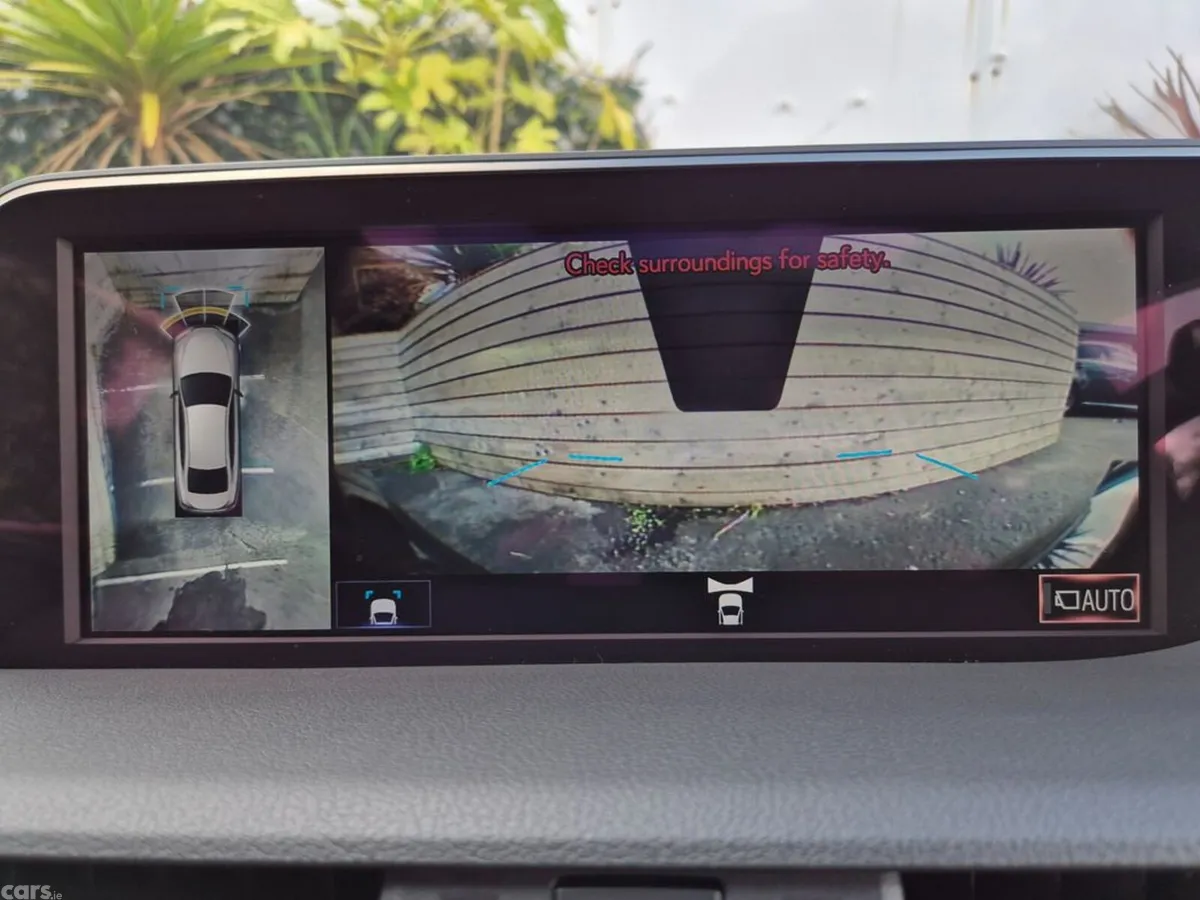 Lexus ES Saloon, Petrol Hybrid, 2021, White