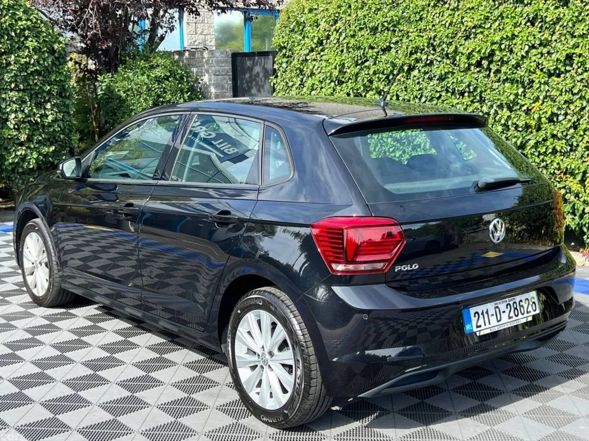 Volkswagen Polo Hatchback, Petrol, 2021, Black