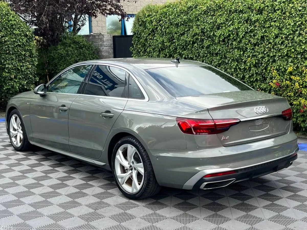 Audi A4 Saloon, Diesel, 2022, Grey