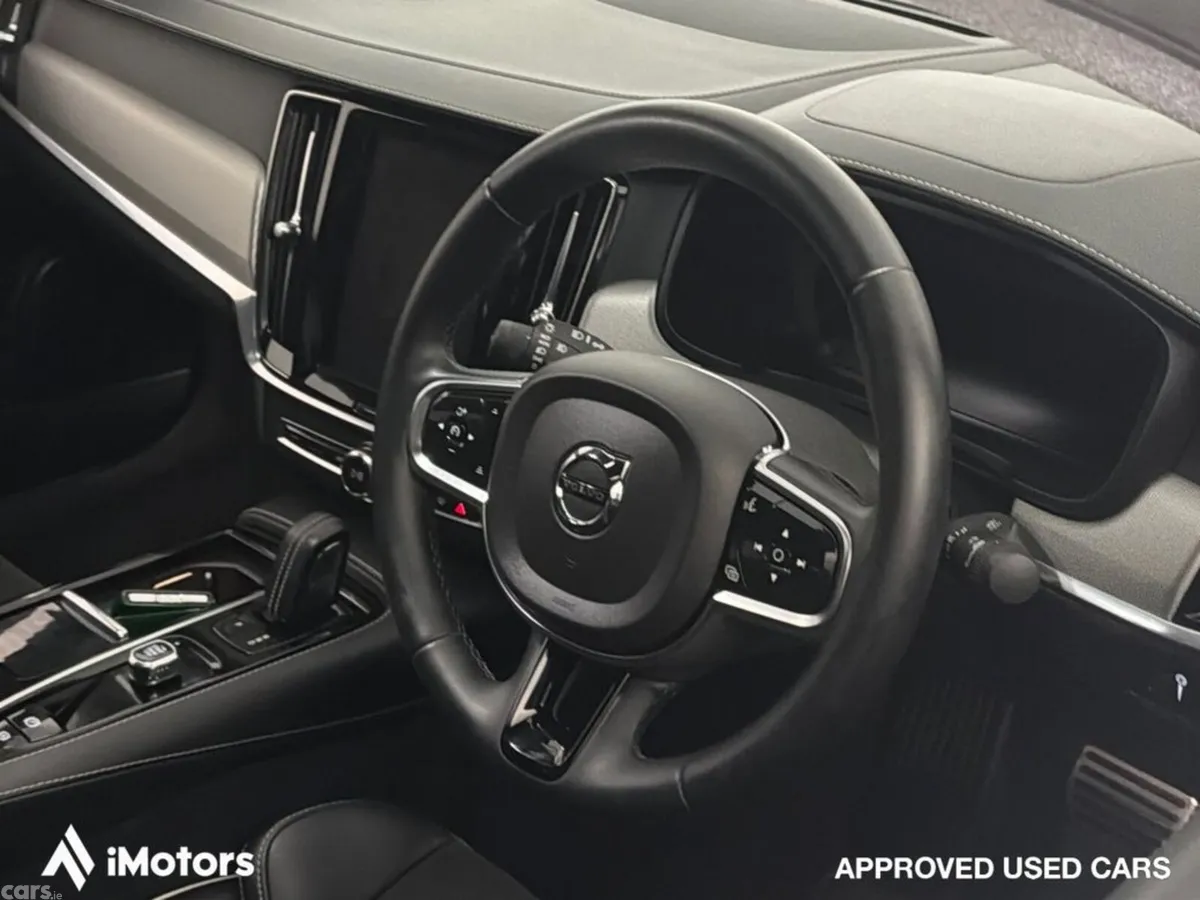 Volvo S90 Saloon, Petrol Plug-in Hybrid, 2022, White