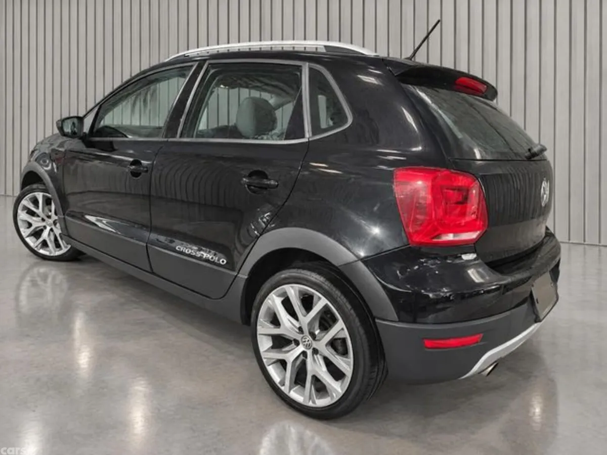 Volkswagen Polo SUV, Petrol, 2017, Black