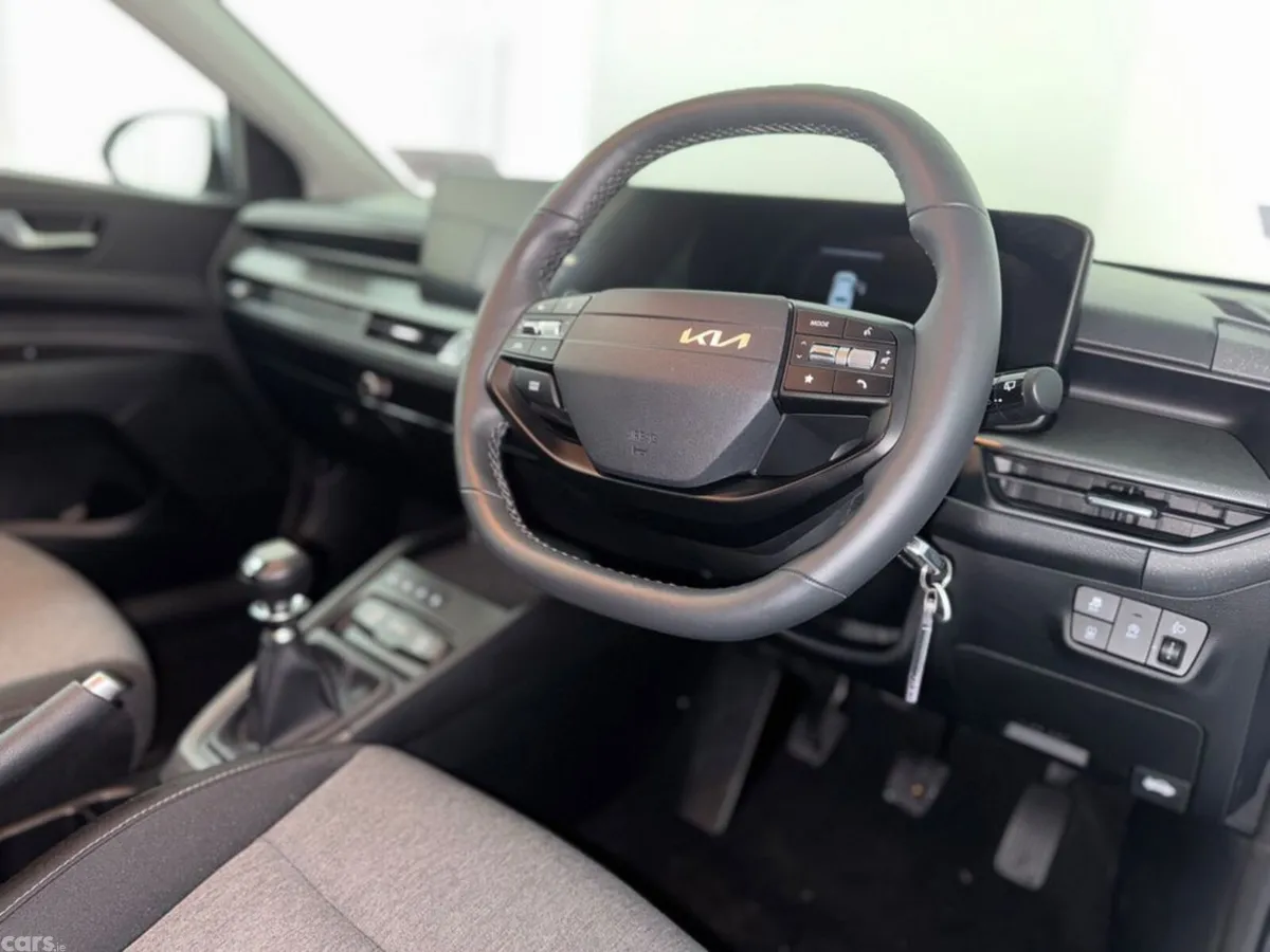Kia Stonic Estate, Petrol Hybrid, 2026, Grey
