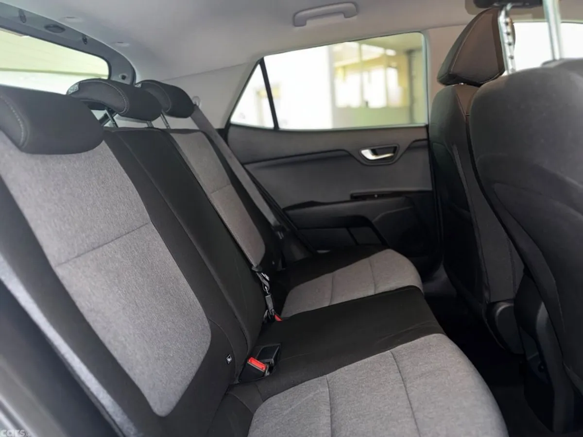 Kia Stonic Estate, Petrol Hybrid, 2026, Grey