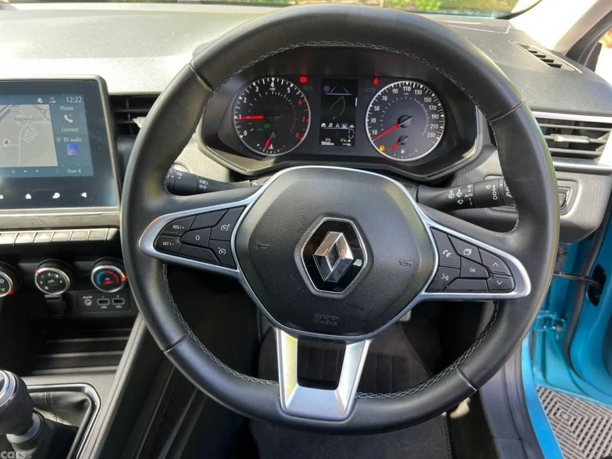 Renault Clio Hatchback, Petrol, 2022, Blue