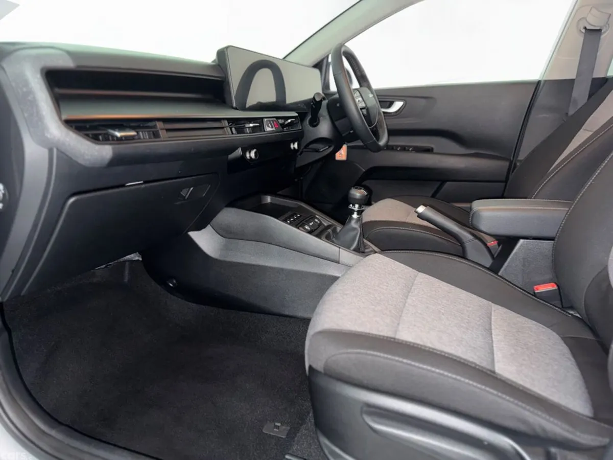 Kia Stonic Estate, Petrol Hybrid, 2026, Grey