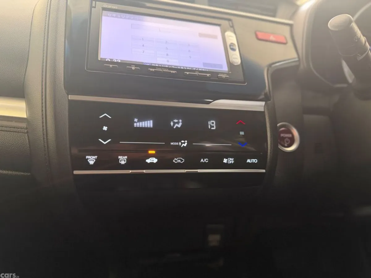 Honda Fit Hatchback, Petrol Hybrid, 2013, White