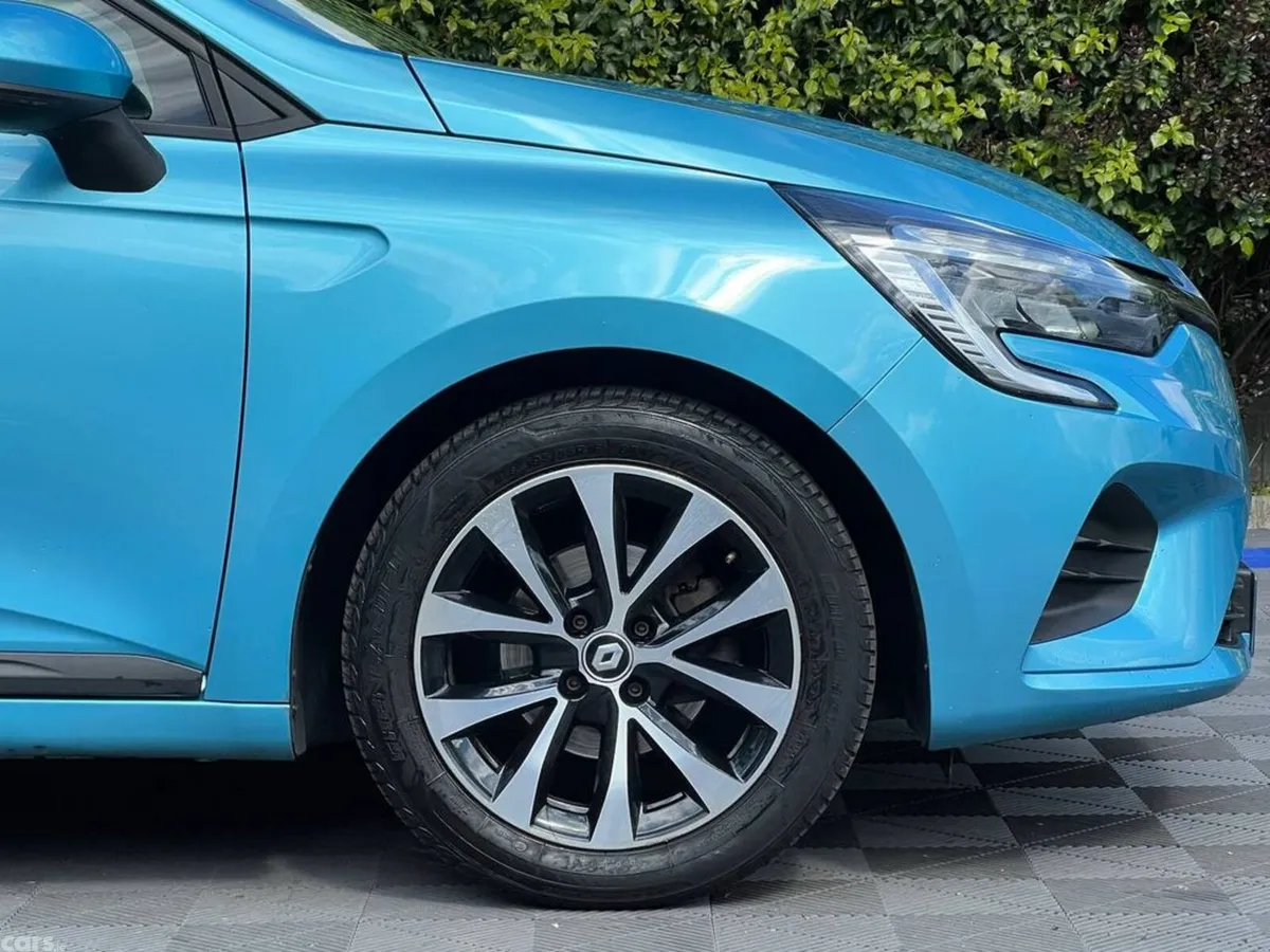 Renault Clio Hatchback, Petrol, 2022, Blue