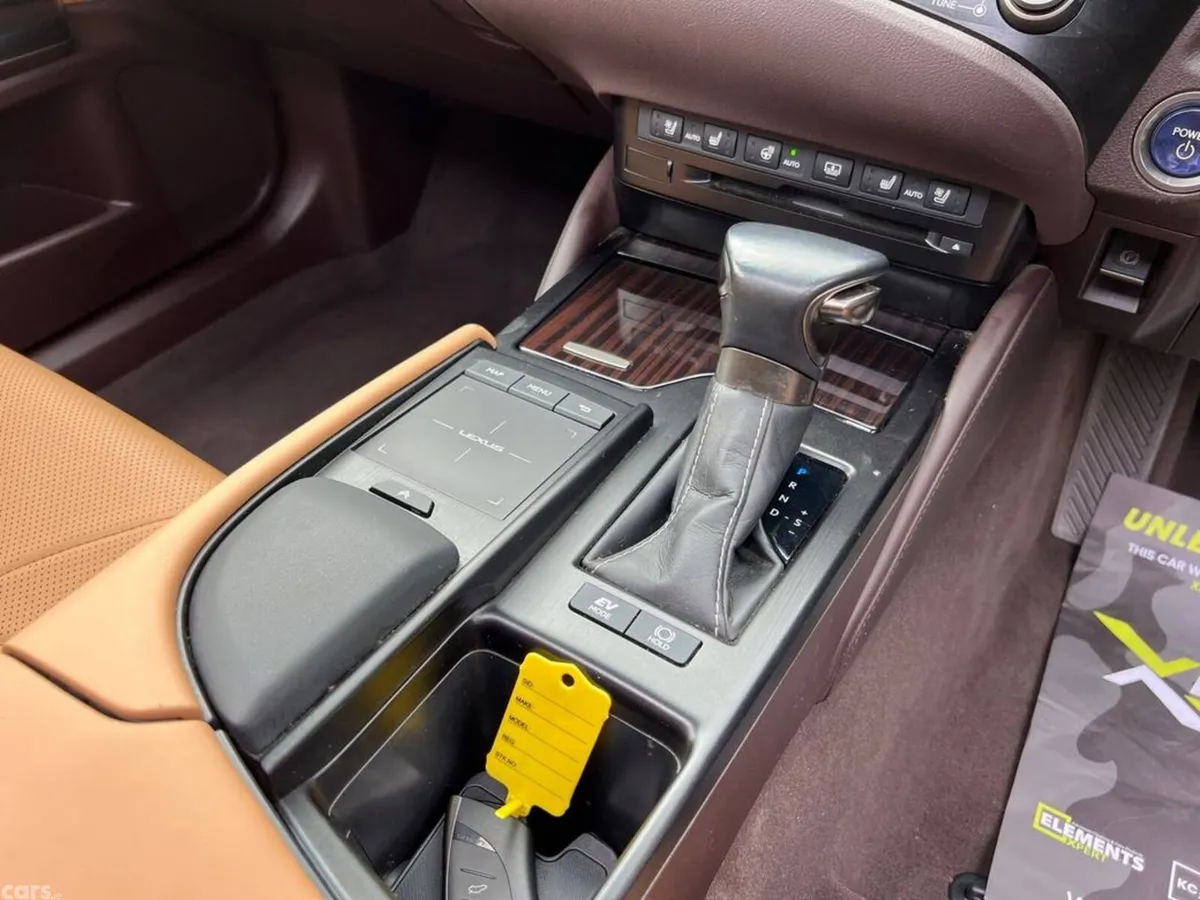 Lexus ES Saloon, Diesel Hybrid, 2021, Gold