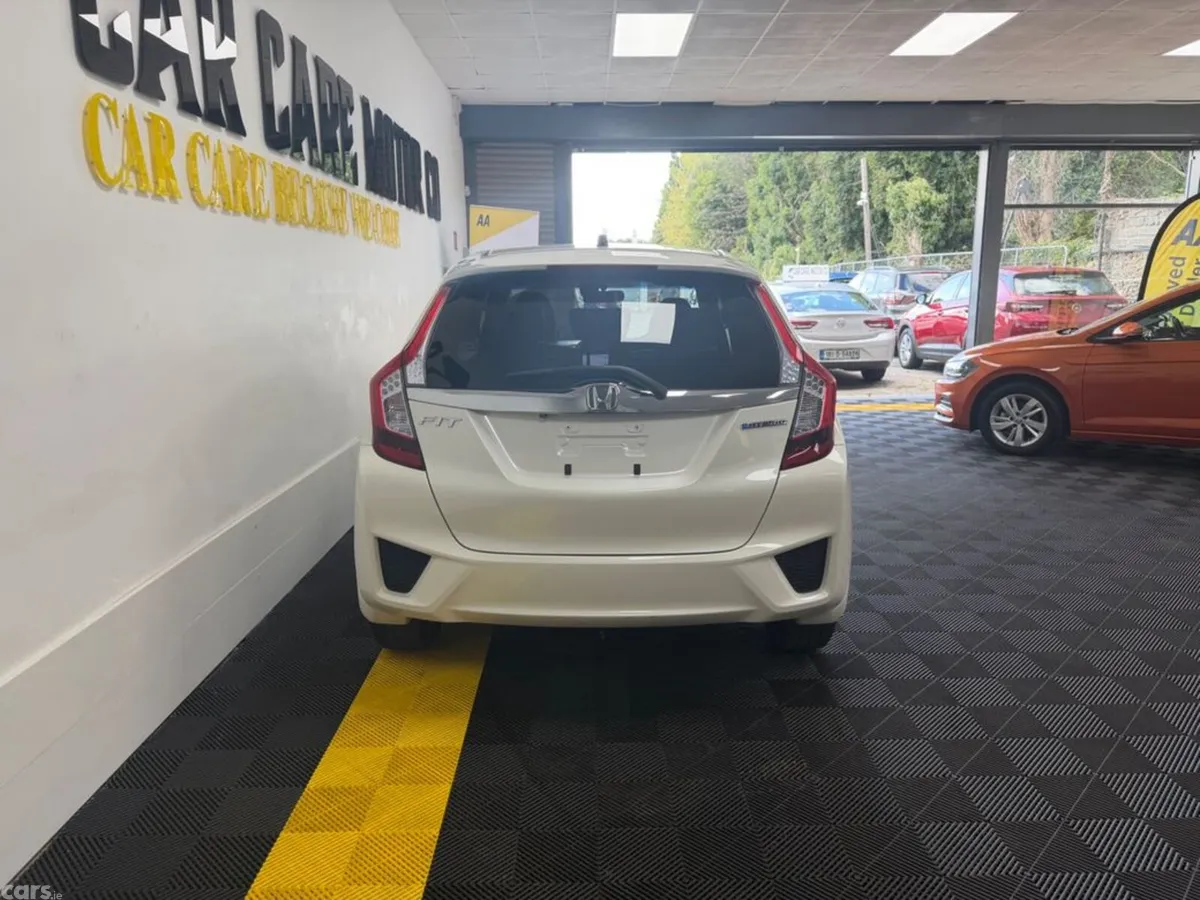 Honda Fit Hatchback, Petrol Hybrid, 2013, White