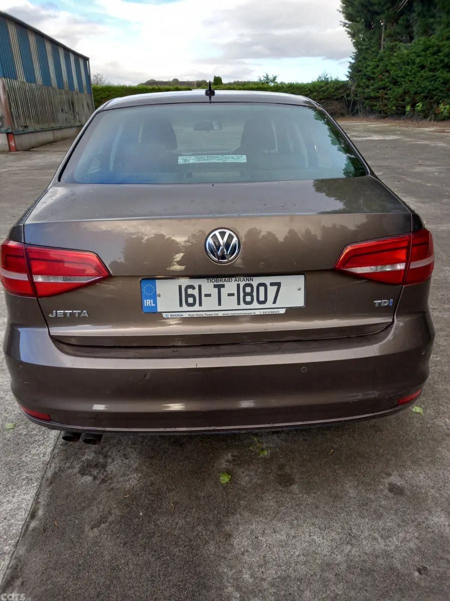 Volkswagen Jetta Saloon, Diesel, 2016, Brown