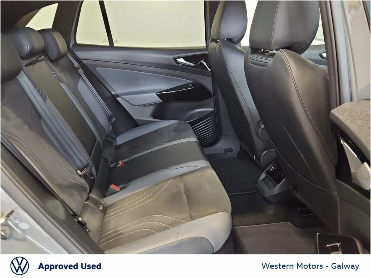 Volkswagen ID.4 Estate, Electric, 2024, Grey