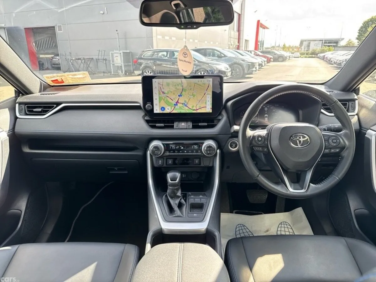 Toyota RAV4 SUV, Petrol Hybrid, 2024, White