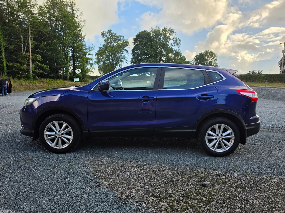 Nissan Qashqai Hatchback, Diesel, 2015, Blue