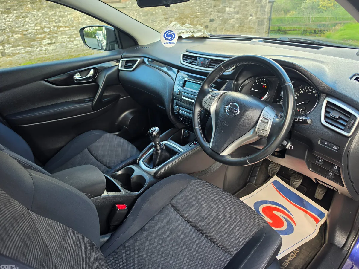 Nissan Qashqai Hatchback, Diesel, 2015, Blue