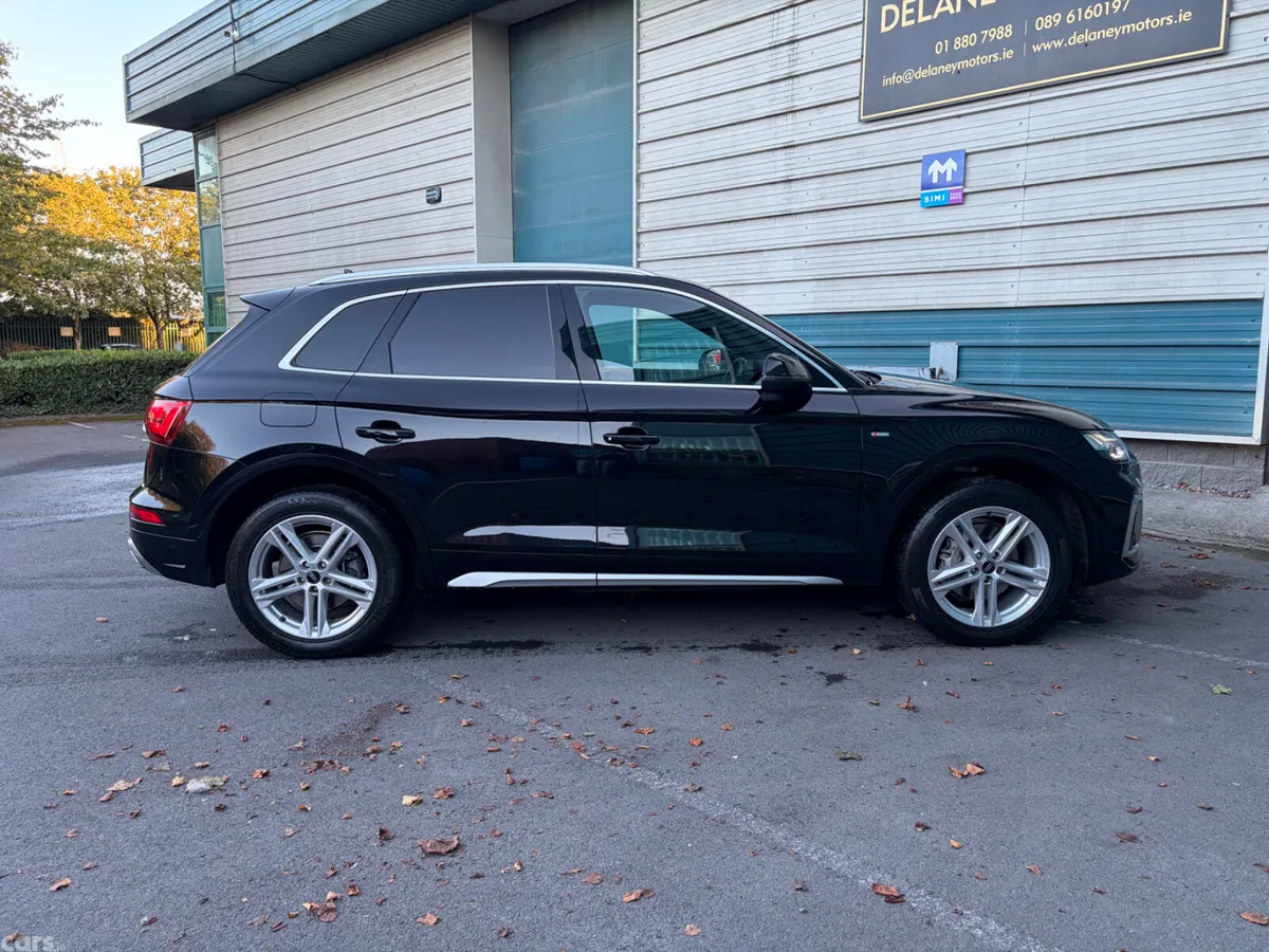 Audi Q5 SUV, Diesel, 2023, Black