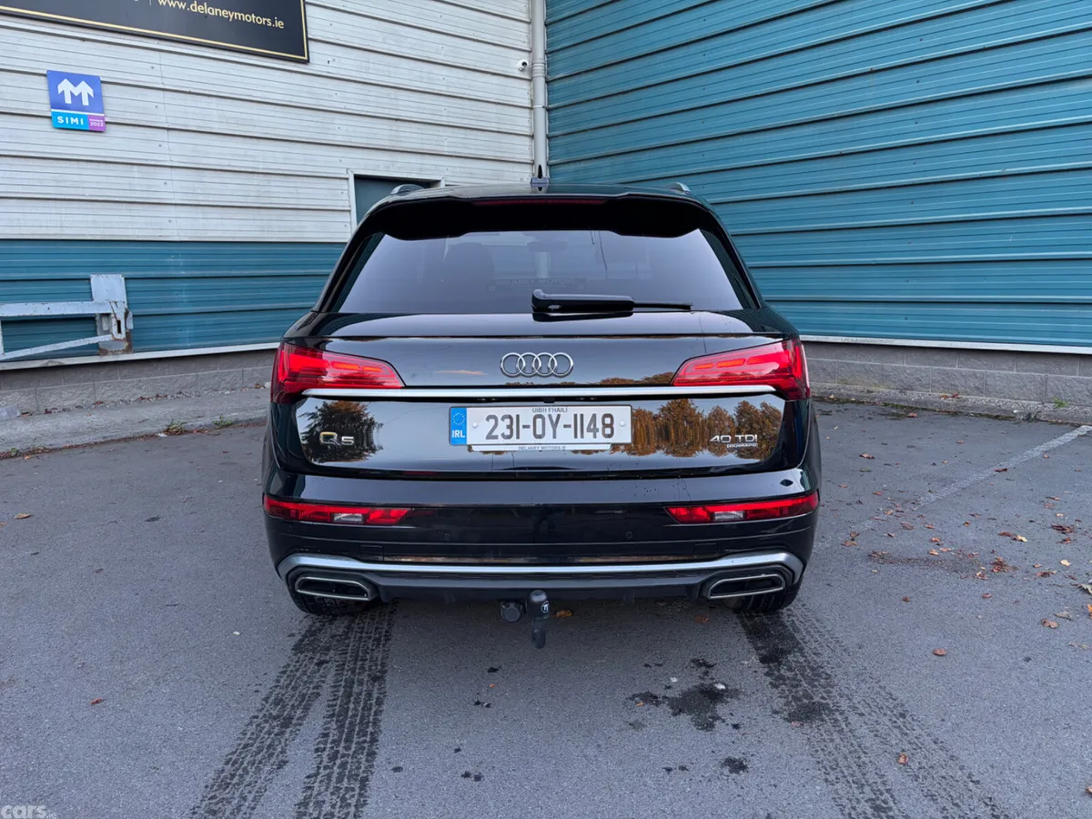 Audi Q5 SUV, Diesel, 2023, Black