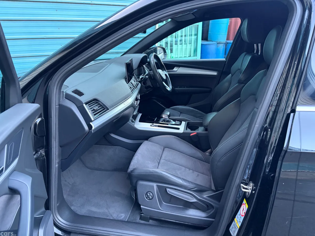 Audi Q5 SUV, Diesel, 2023, Black