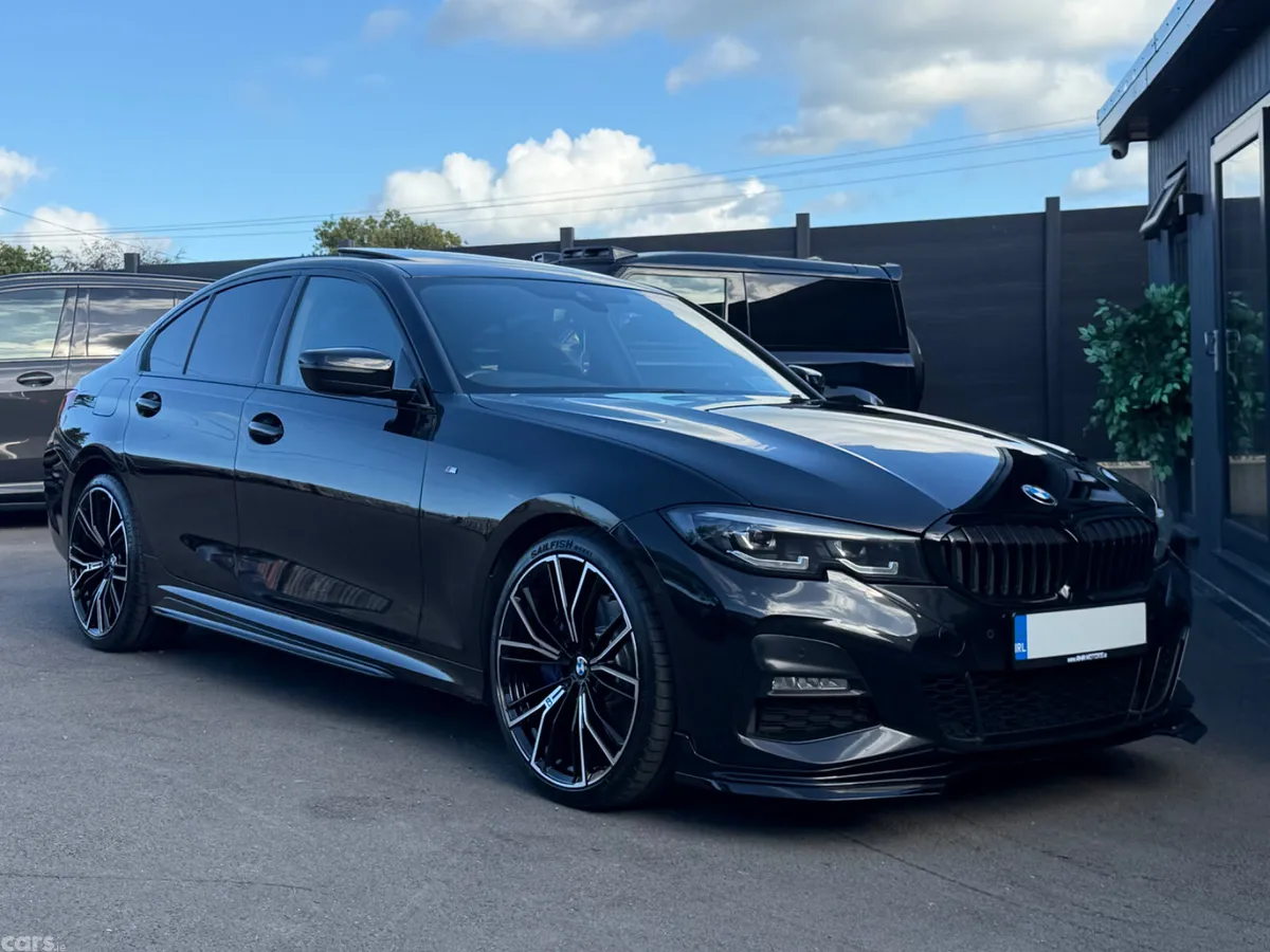BMW 3-Series Saloon, Petrol Hybrid, 2021, Black