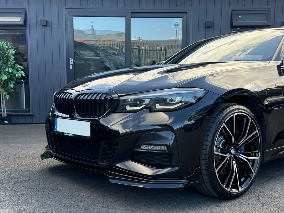 BMW 3-Series Saloon, Petrol Hybrid, 2021, Black