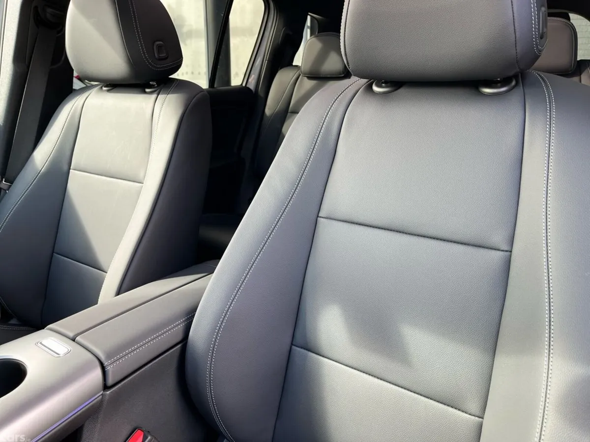 Mercedes-Benz GLB SUV, Electric, 2026, White