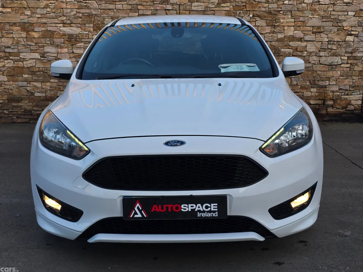 Ford Focus Hatchback, Diesel, 2017, White